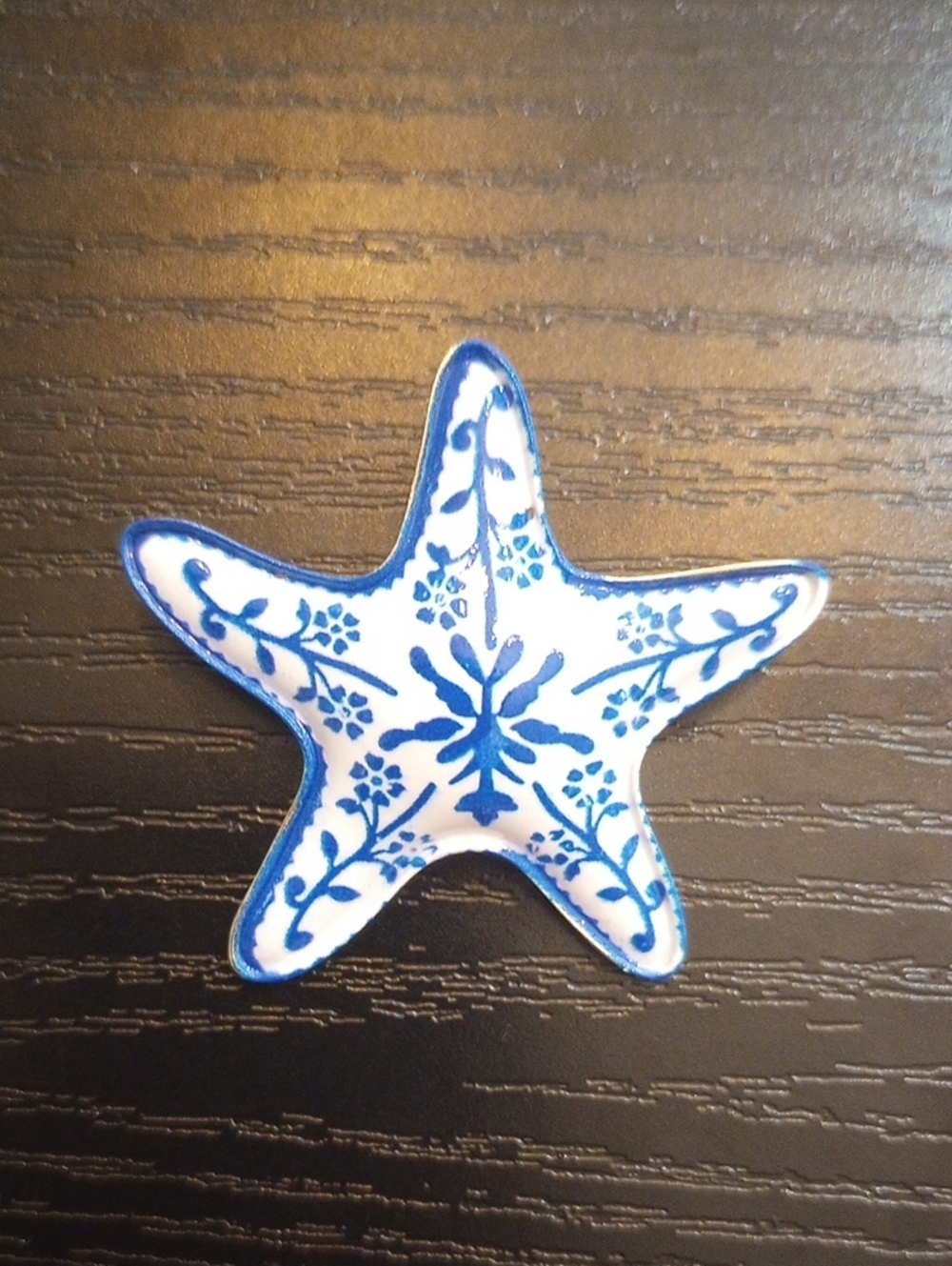 Blue and White Delft Floral Starfish Brooch Pin